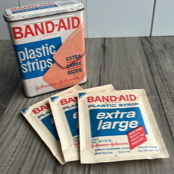 Vintage Band-Aid container metal Johnson & Johnson - Picture 2 of 9